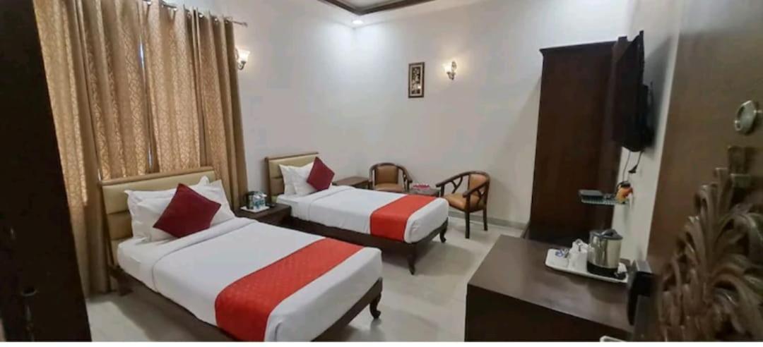 Hotel Agra Grande By Goyal Hoteliers Zewnętrze zdjęcie